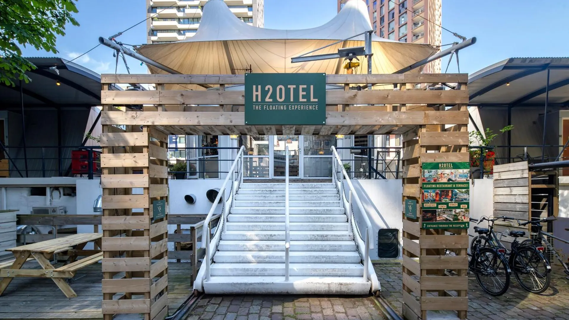 Floats By H2Otel Róterdam Hotel