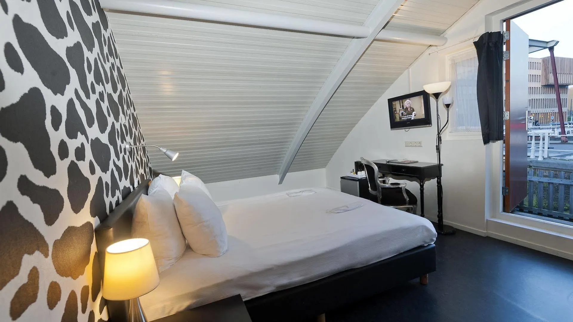 Floats By H2Otel Rotterdam